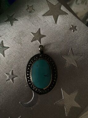 Indigo Blue Oval Turquoise Pendant Necklace - Blue